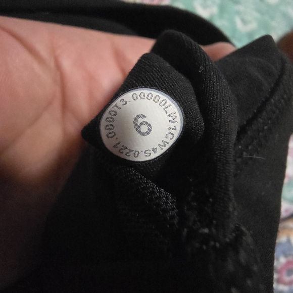 lululemon athletica Black Tank Top - Picture 6 of 6